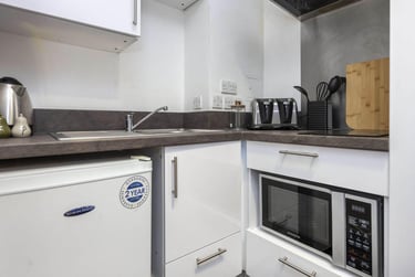 1 bed studio, Alma Street, Hillfields, Coventry, CV15QA - Image 2